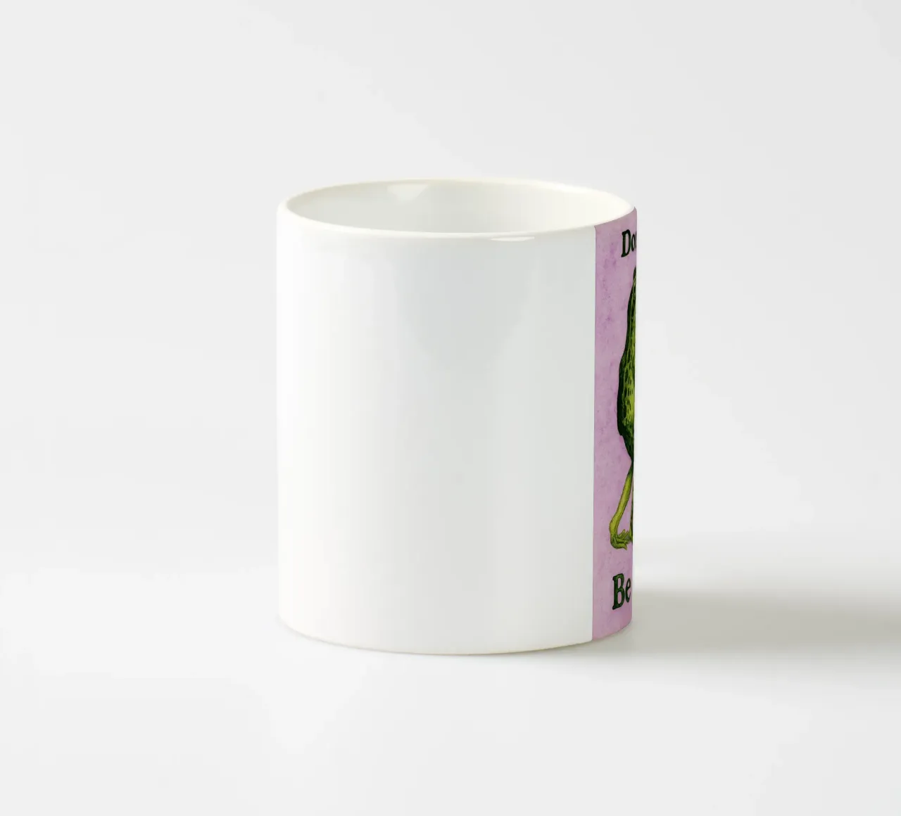 non preoccuparti, sii felice tazza in ceramica da mompunks