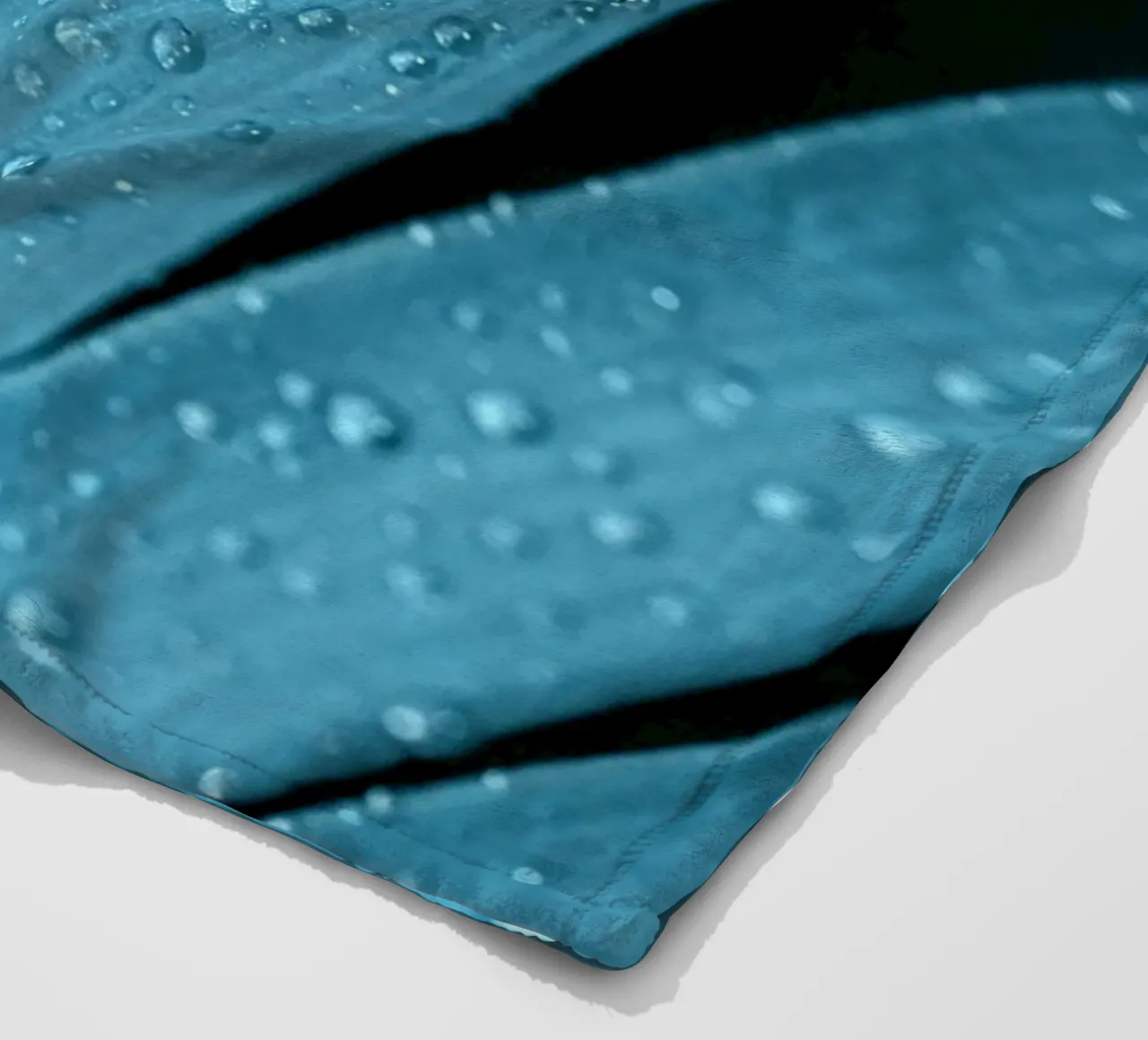 Wassertropfen Fleecedecke von Atteloi