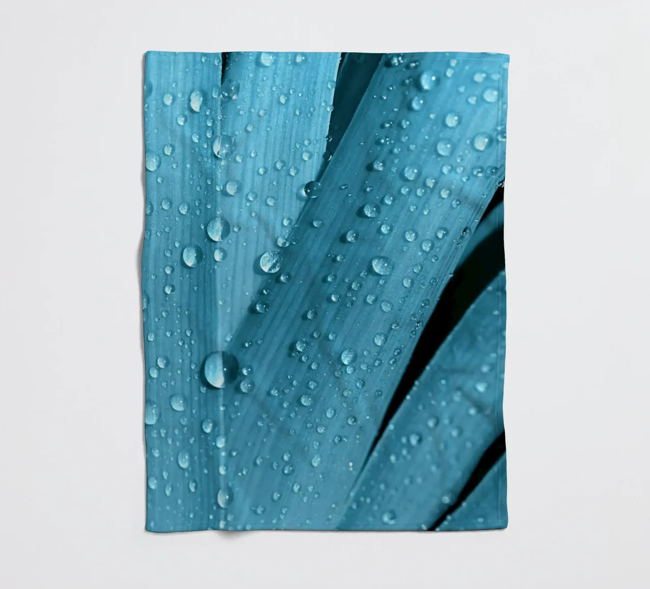 Wassertropfen Fleecedecke von Atteloi