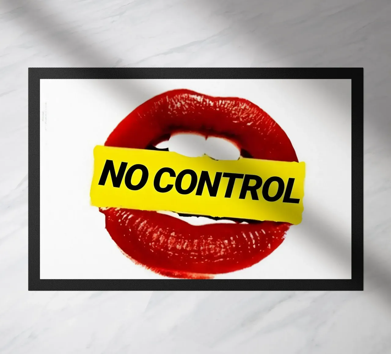 "NO CONTROL" zerbino da Type & Tape