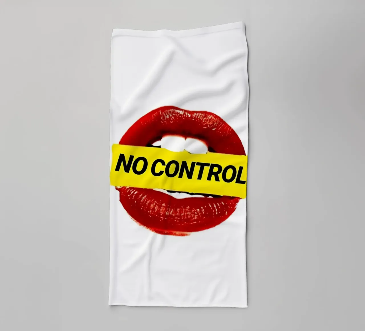 "NO CONTROL" asciugamano da bagno da Type & Tape