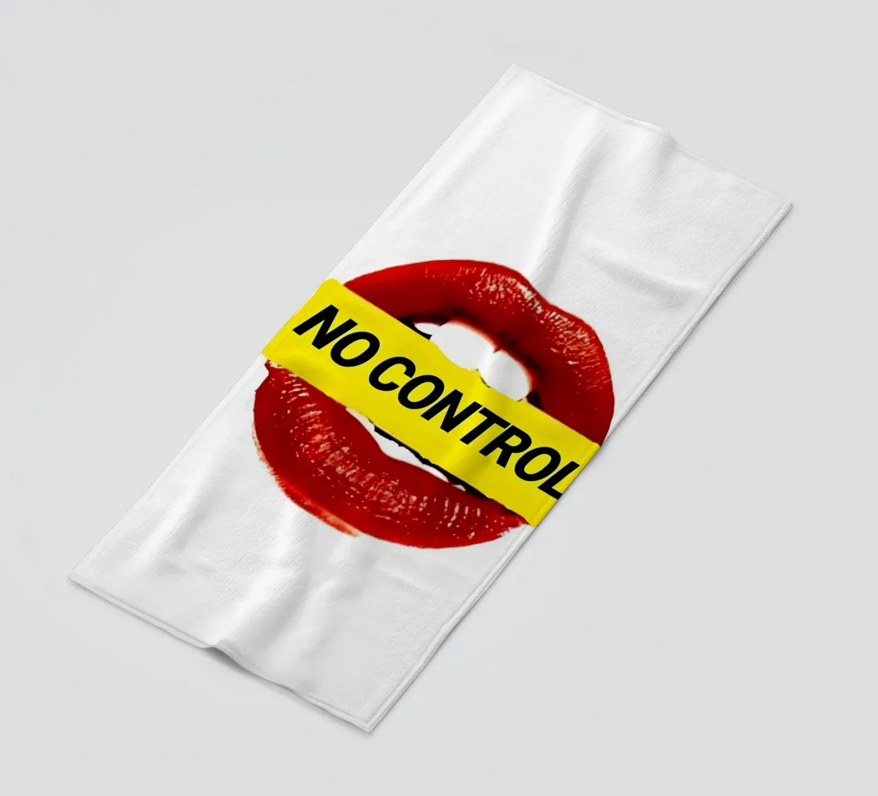 "NO CONTROL" telo mare da Type & Tape