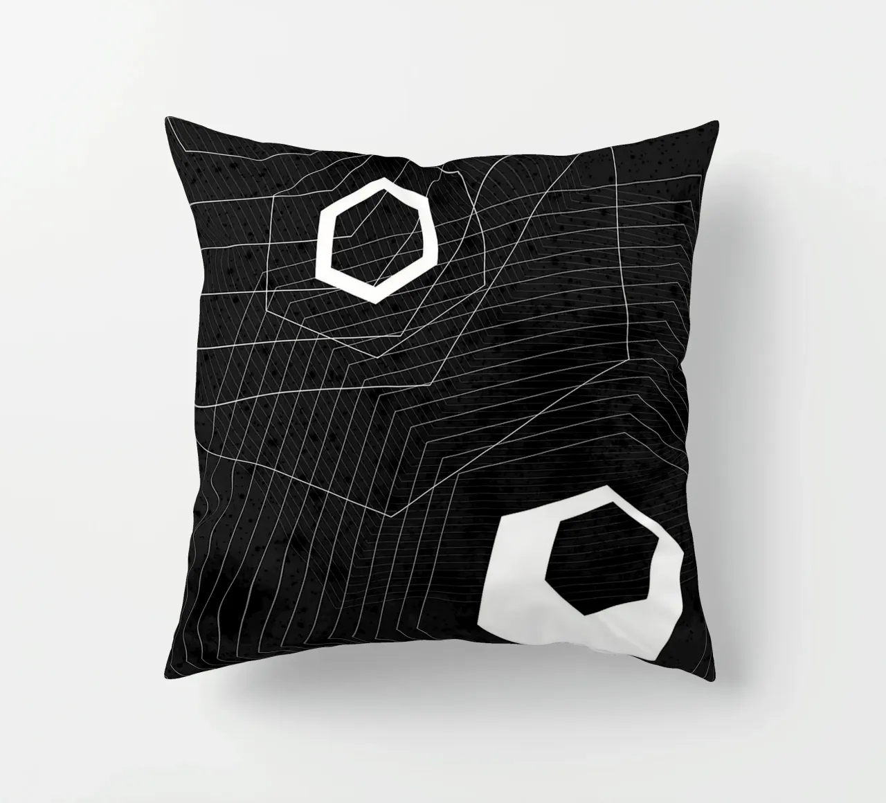 Geometrico in bianco e nero cuscino da Sabine Klein