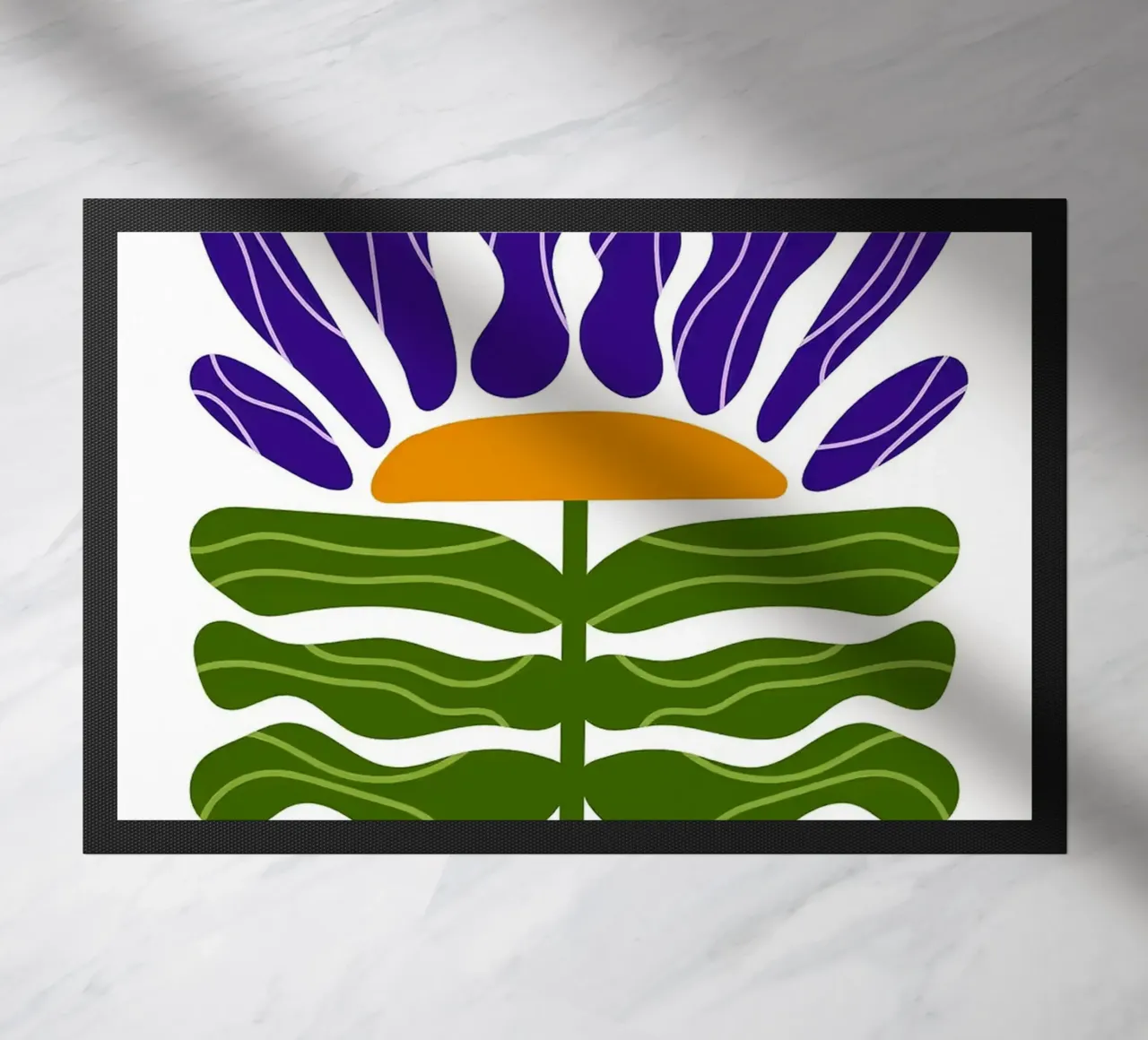 Ilustración abstracta de flores moradas y verdes felpudo de Sabine Klein