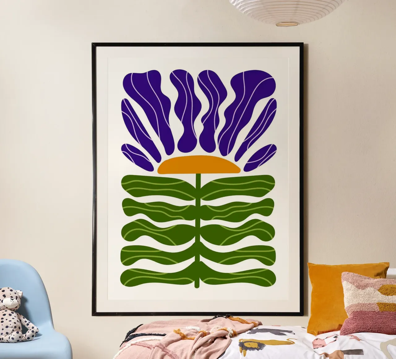 Illustrazione astratta di fiori viola e verdi poster con telaio in alluminio da Sabine Klein