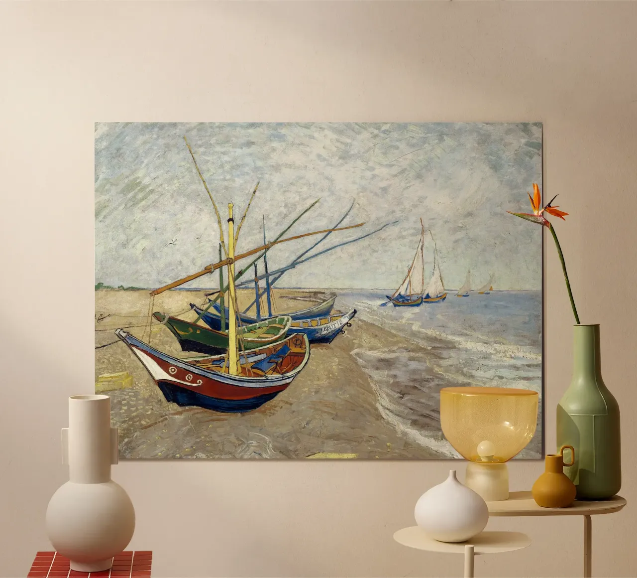 Barche da pesca sulla spiaggia, Saintes Marie de la Mer poster con telaio in alluminio da Christopher Soto