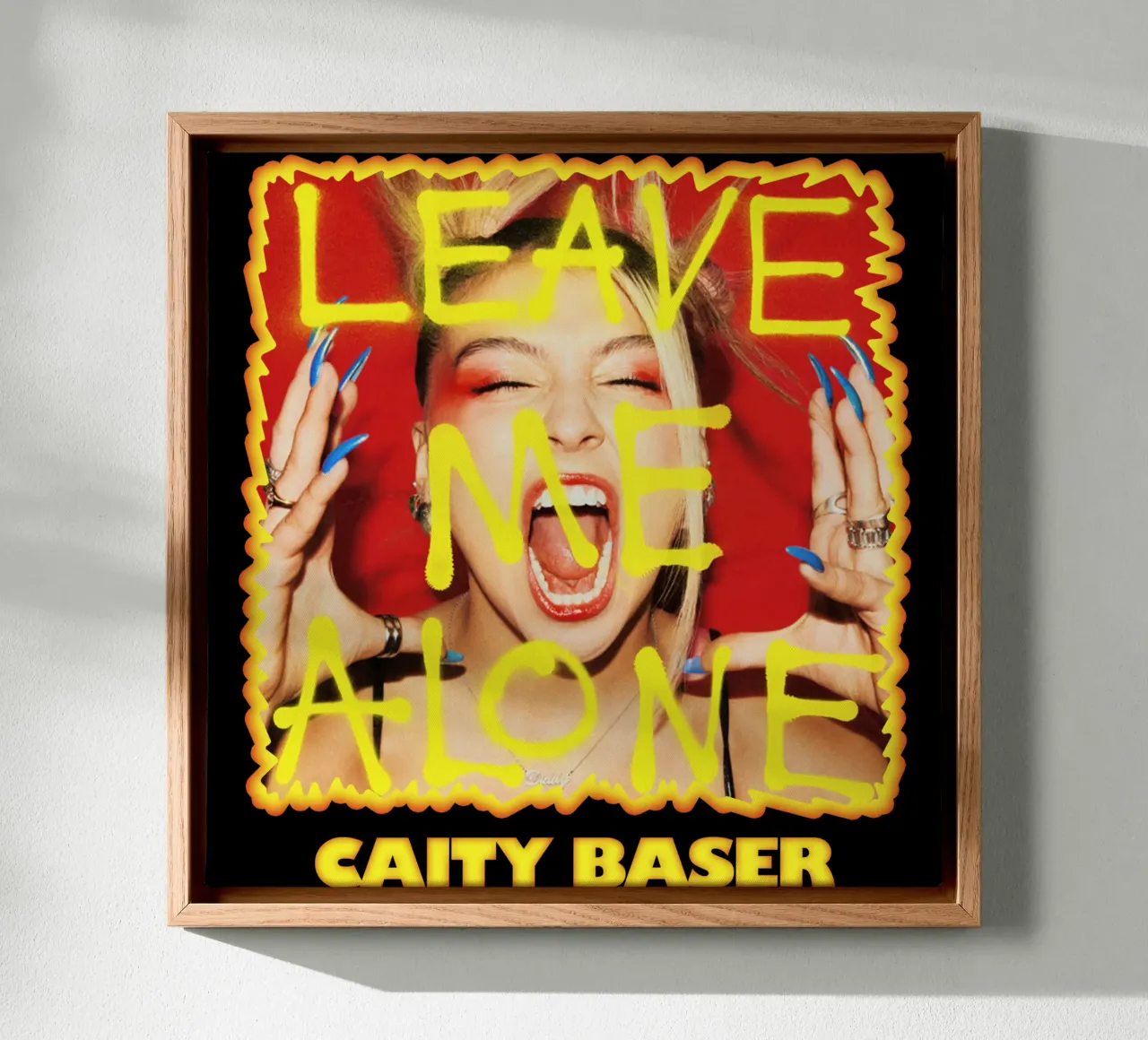 caity baser canvas met Baklijst van grass.studio_