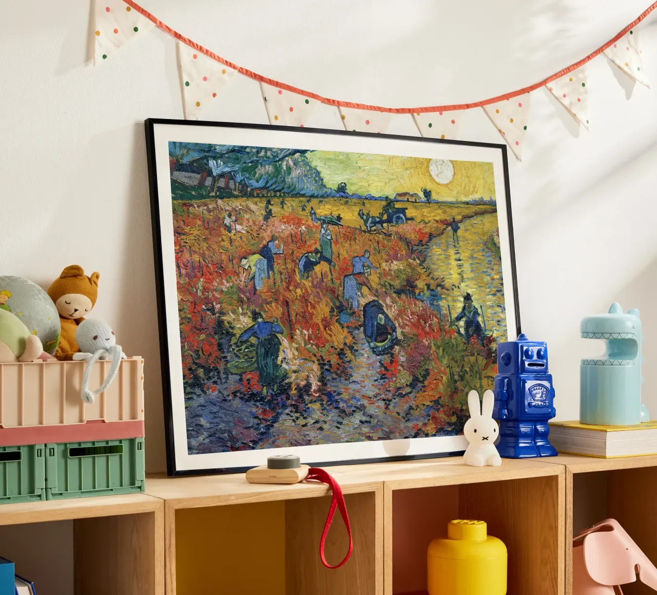 I vigneti rossi di Arles poster con telaio in plastica da Christopher Soto