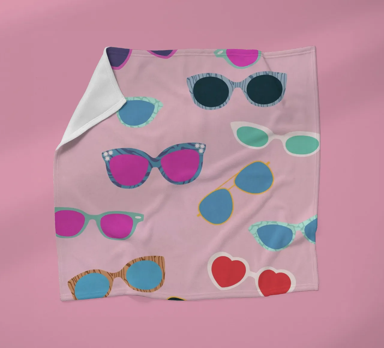 Occhiali da sole a volontà coperta in pile da Asha Designs