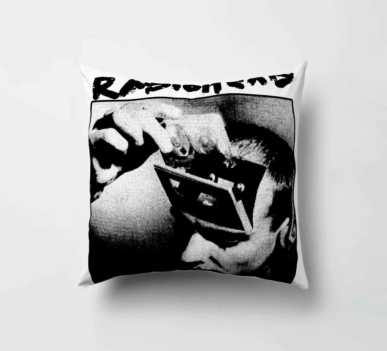 Head Is Memory - Groupe Radiohead coussin de https://www.juniqe.com/uk/shop/Henndraws