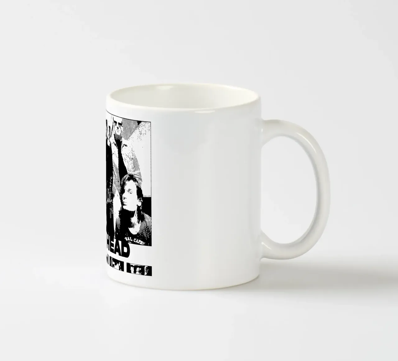 Band in stile retrò Radiohead tazza in ceramica da https://www.juniqe.com/uk/shop/Henndraws