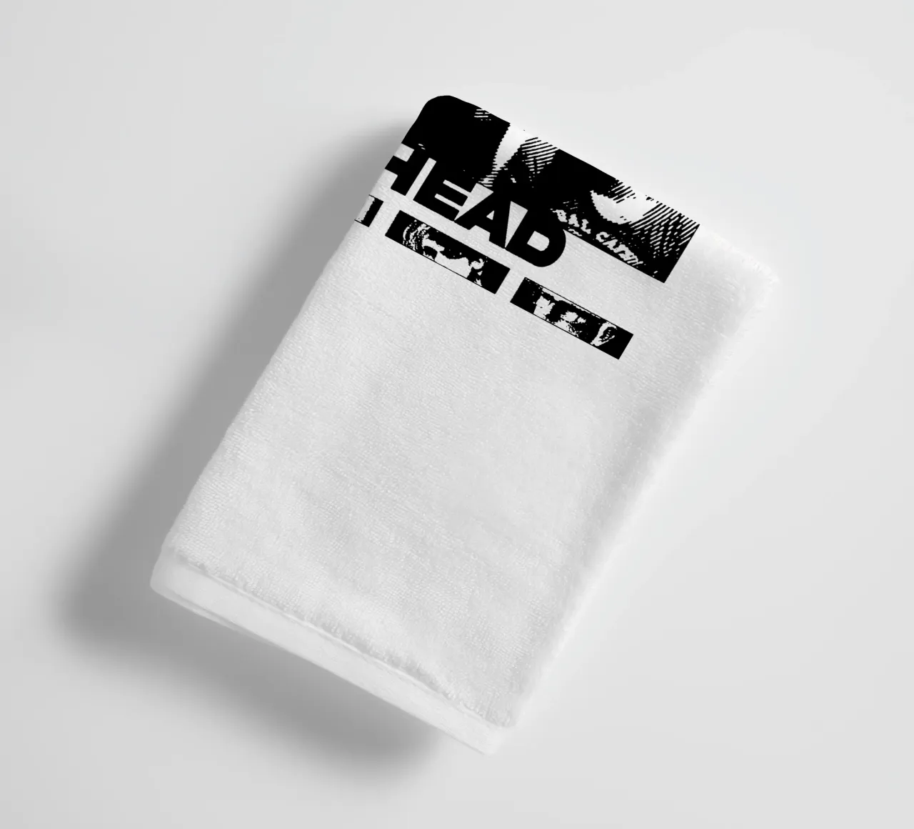 Groupe rétro Radiohead serviette de bain de https://www.juniqe.com/uk/shop/Henndraws