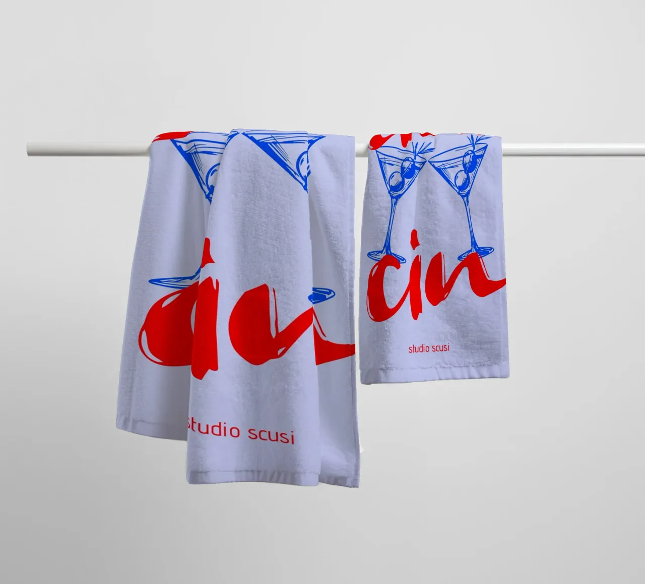 Cin Cin - Lass uns anstoßen - italienischer Trinkspruch Handtuch von studio scusi
