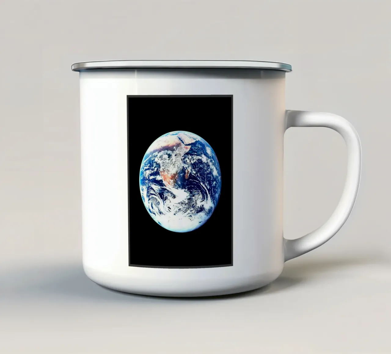 Terra tazza in smalto da David Müller