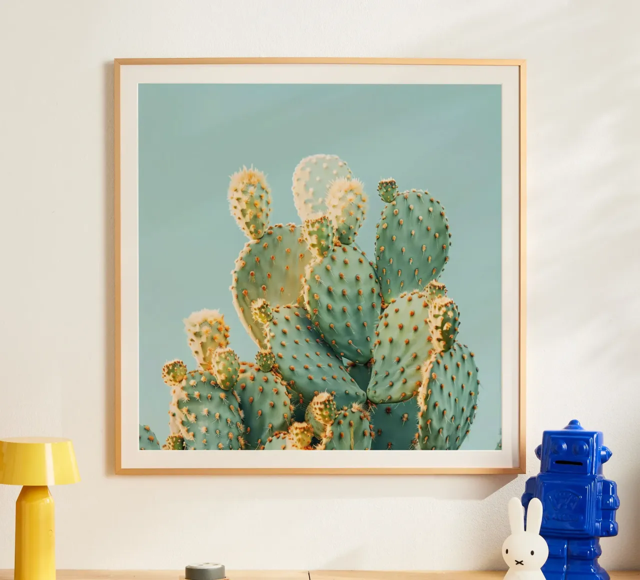 Cactus di Skybound poster con telaio in legno da StillVibe Home