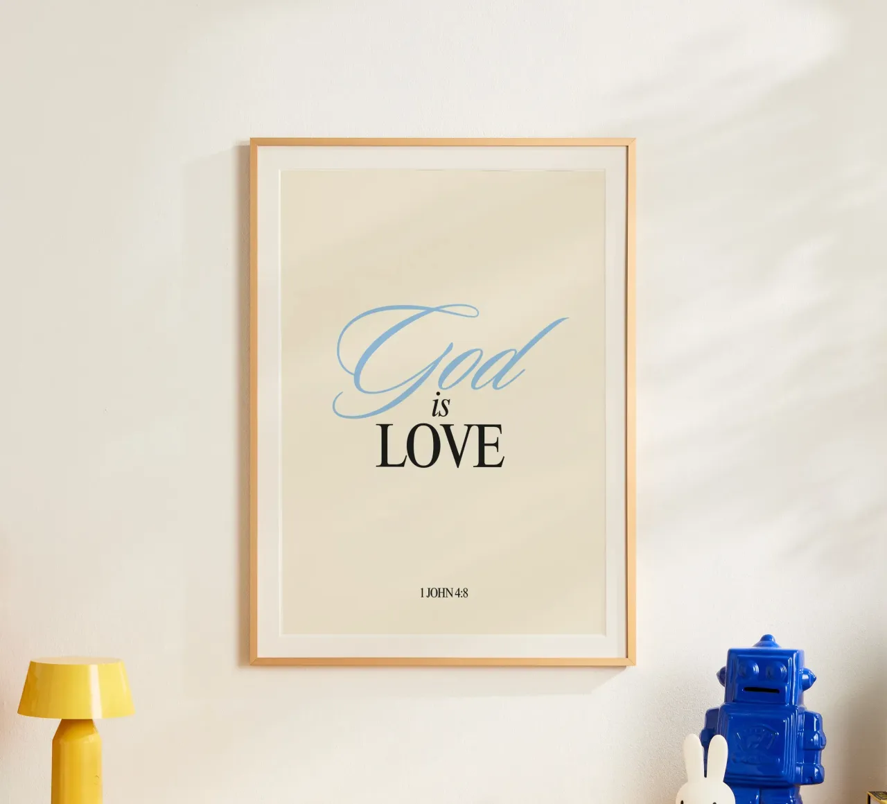 Gott ist Liebe - 1 Johannes 4:8 Minimalistischer Kunstdruck Poster von vintagepod