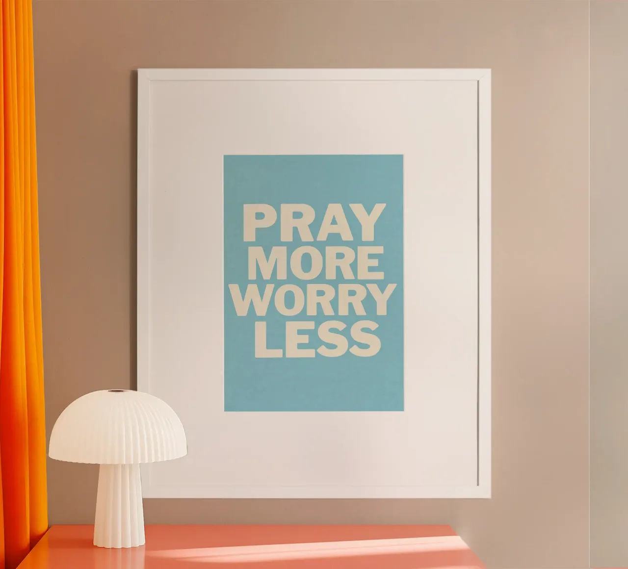 Pregare di più preoccuparsi di meno - Stampa d'arte minimalista poster da vintagepod