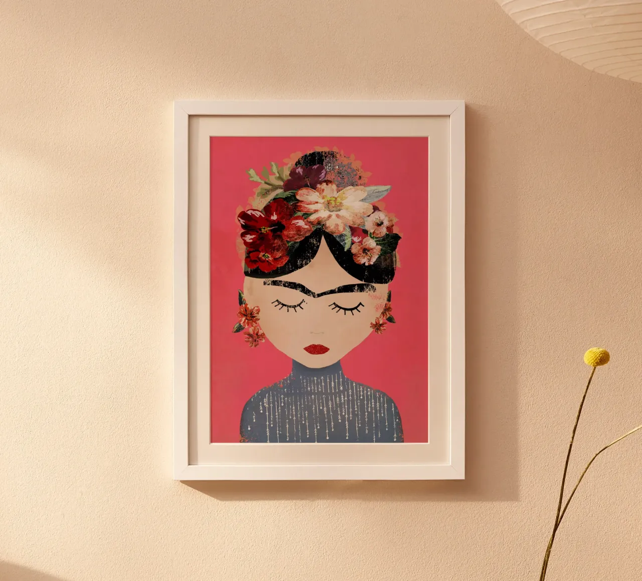 Frida (Pink) poster avec cadre en bois de treechild