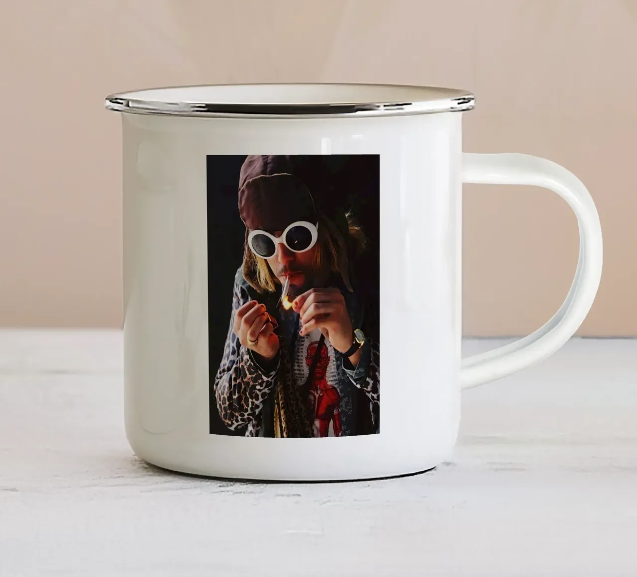 Kurt Cobain Nirvana tazza in smalto da Musadad Shop