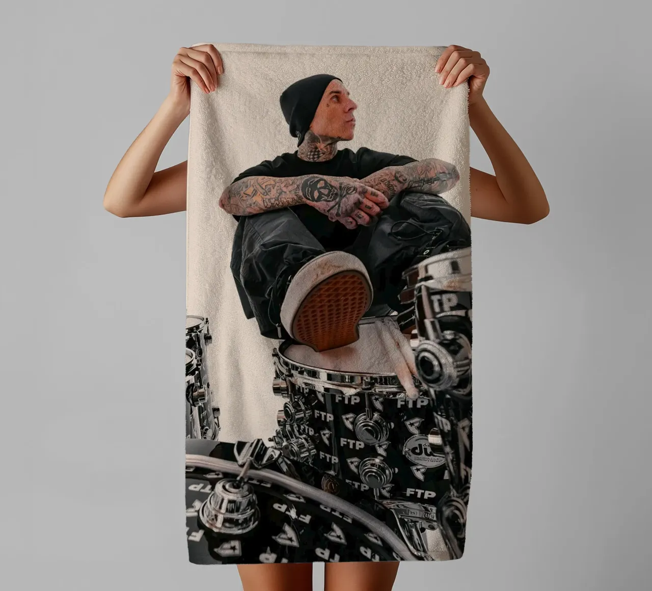 Travis Barker Blink 182 asciugamano da bagno da Musadad Shop