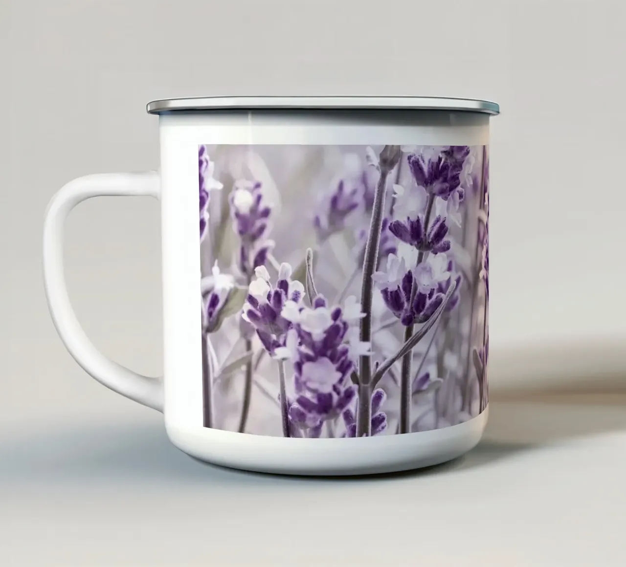 Lavanda tazza in smalto da Atteloi