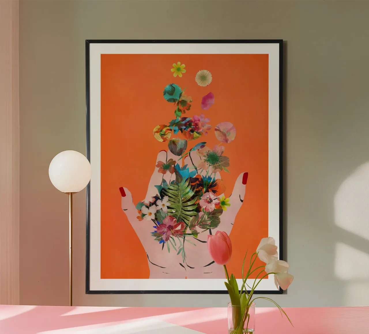 Fridas Hands (Orange) poster con telaio in legno da treechild