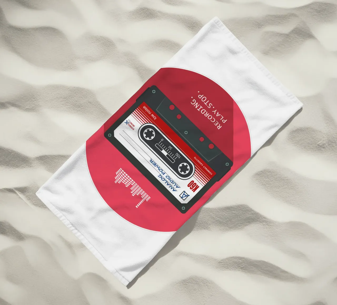 Cassetta - Alimentazione audio analogica telo mare da Black Sign Artwork