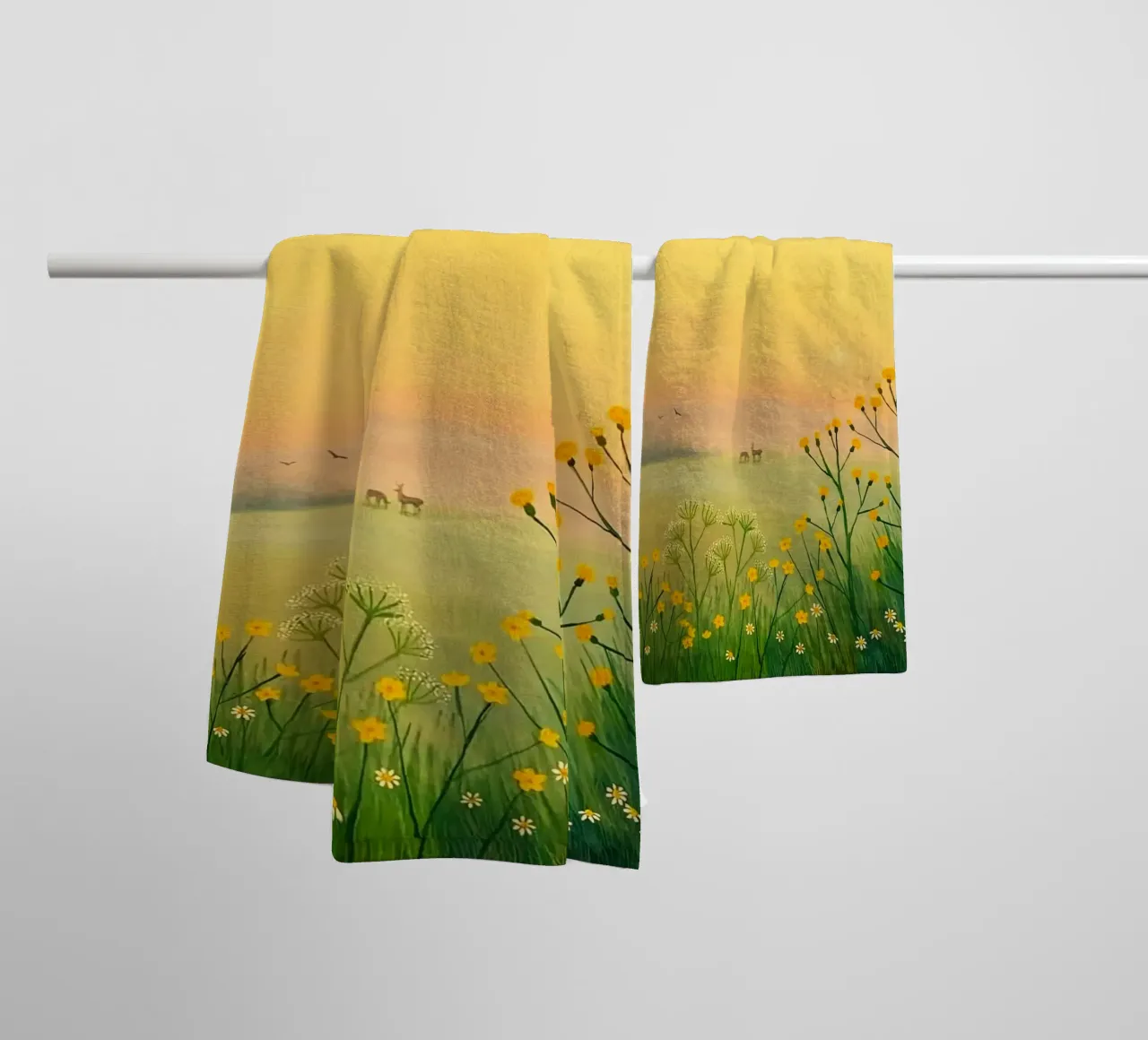 the sunset in fields asciugamano da bagno da mip of map