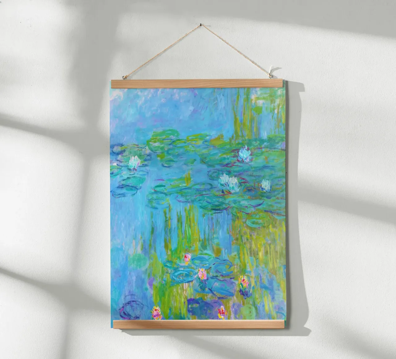 Le ninfee di Claude Monet poster con telaio in plastica da Venus Art