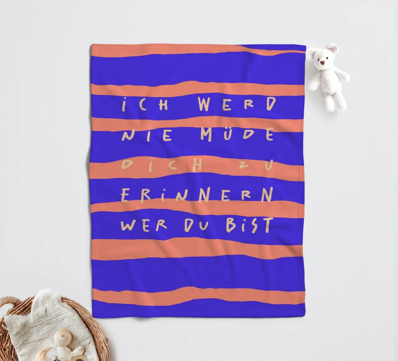 ich werde nie müde, dich zu erinnern, wer du bist. coperta in pile da FRICKE DESIGN