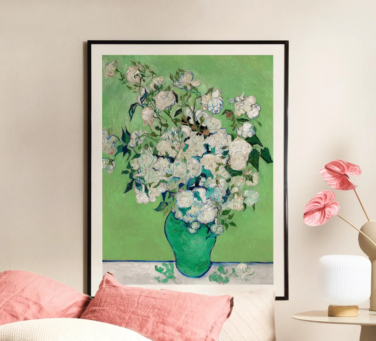 Un vaso di rose poster con telaio in plastica da Christopher Soto