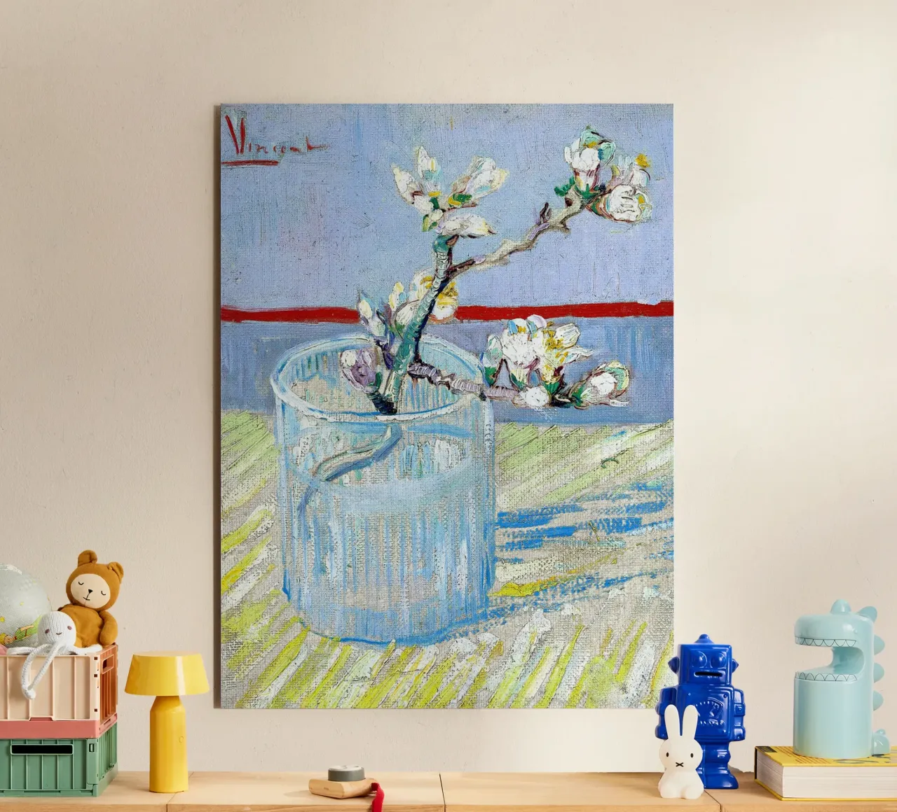 Ramo di mandorlo in fiore in un bicchiere alluminio dibond da Christopher Soto