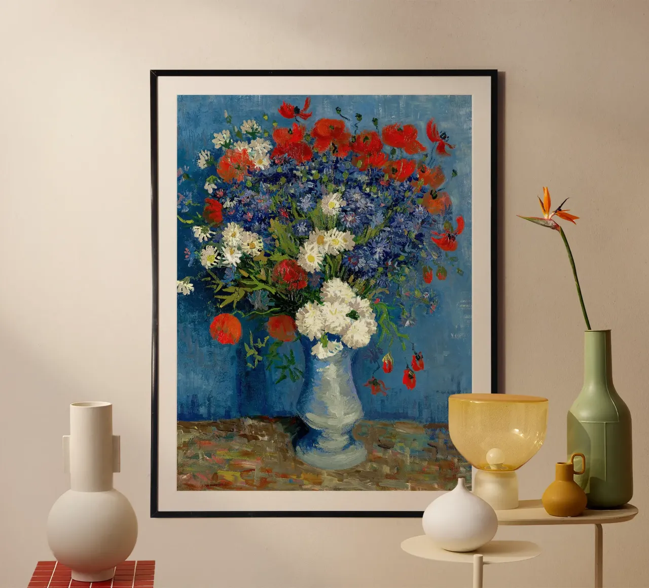 Vaso con fiordalisi e papaveri poster con telaio in plastica da Christopher Soto