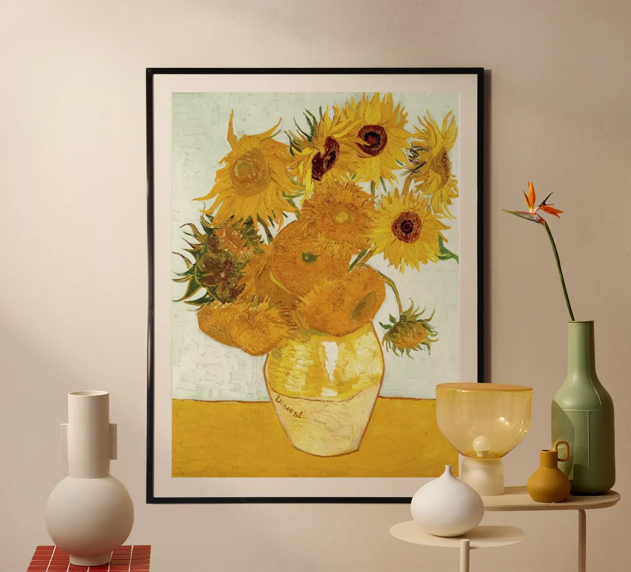 Vaso con dodici girasoli poster con telaio in plastica da Christopher Soto