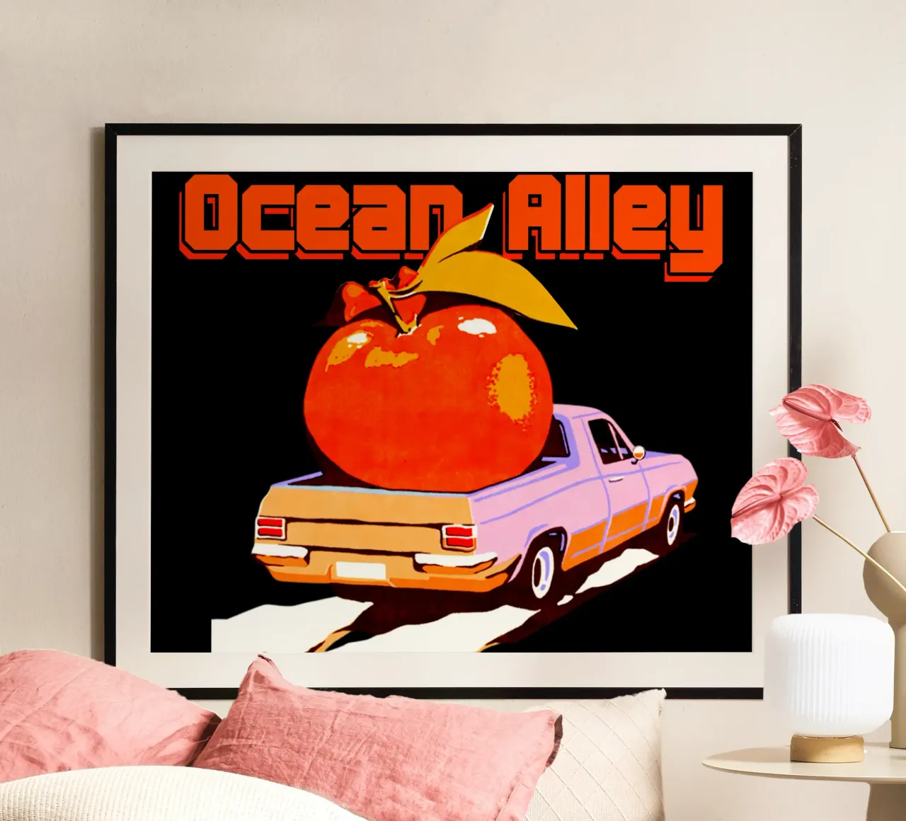 Arancione sull'auto Essenziale poster da igoshdesigns