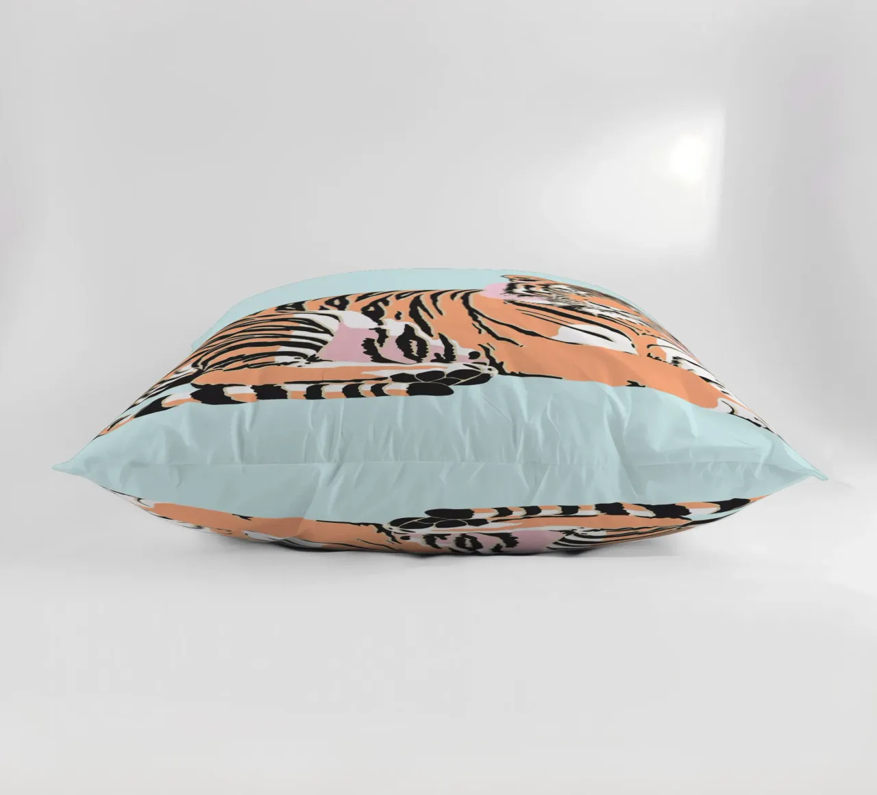 Tiger Orange rosa Kissen von Asha Designs