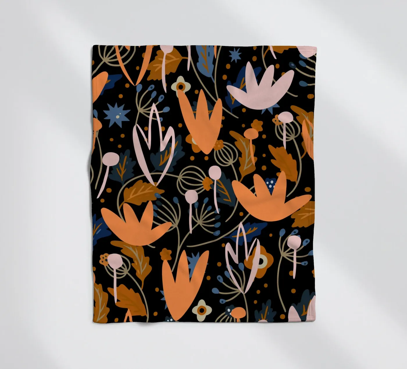 Botanical pattern 29 Fleecedecke von Little Dean