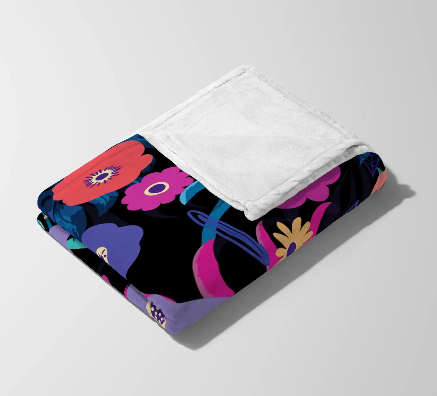 Botanical pattern 33 Fleecedecke von Little Dean