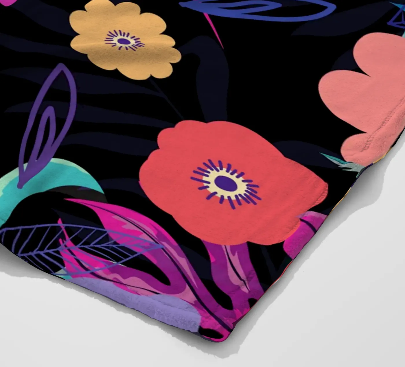 Botanical pattern 33 Fleecedecke von Little Dean