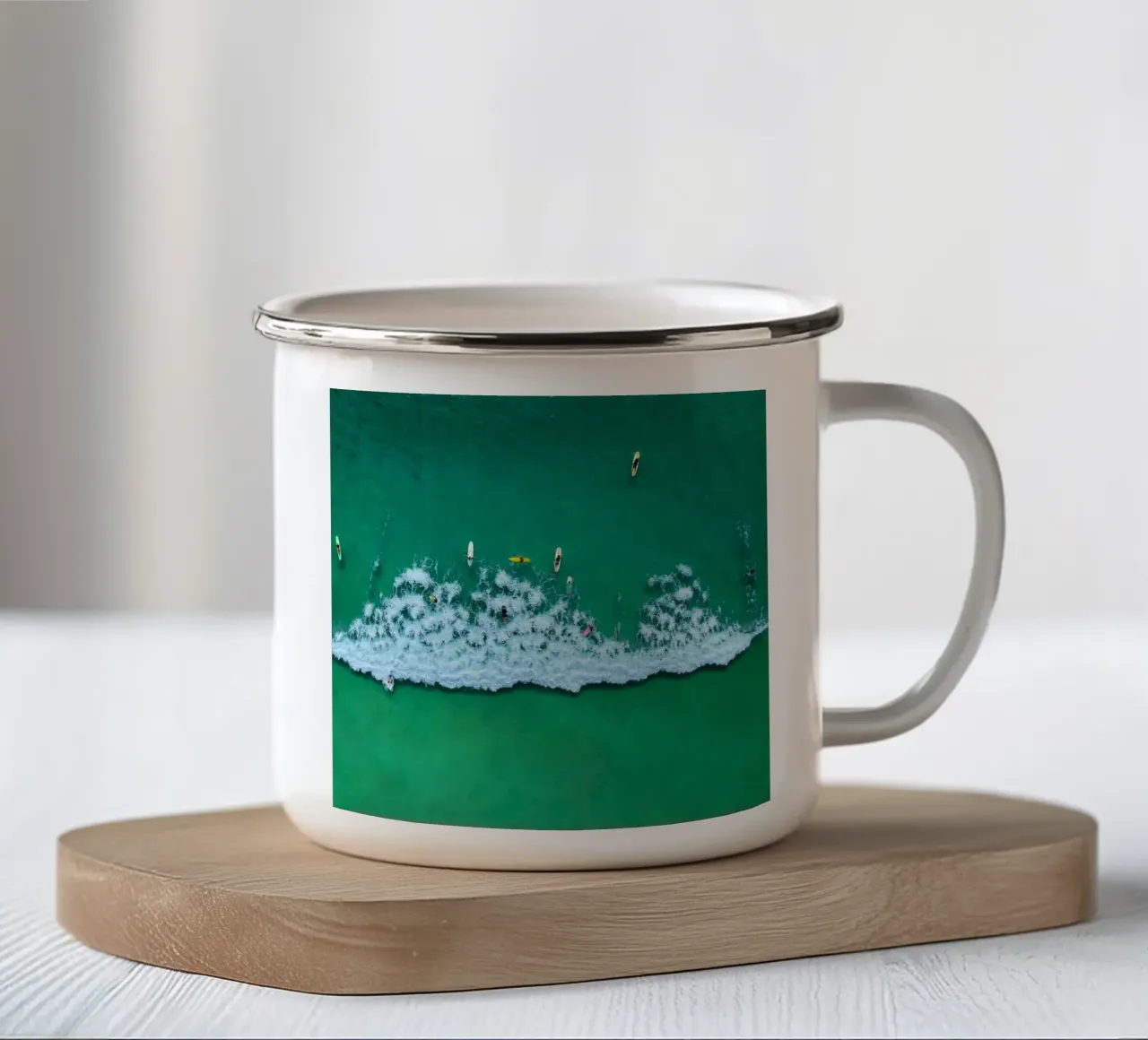 boat through wave tazza in smalto da mip of map