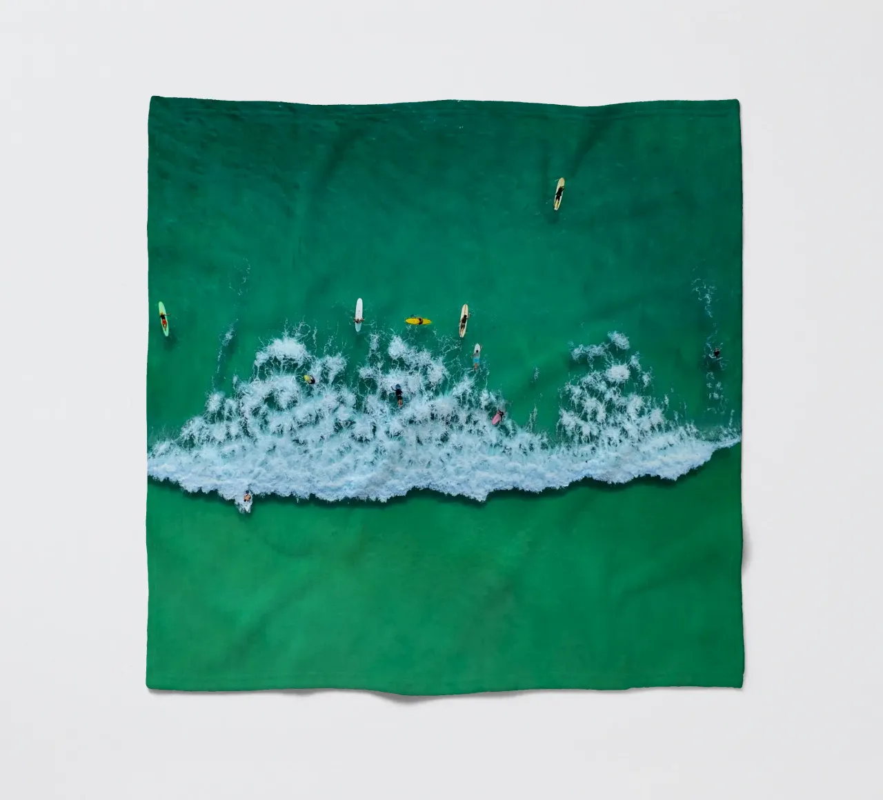 boat through wave coperta in pile da mip of map
