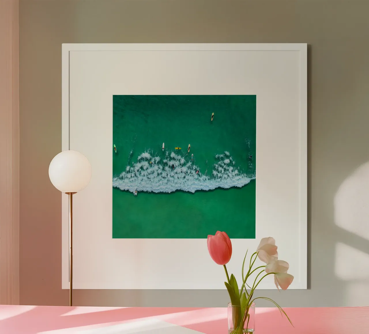 boat through wave poster con telaio in plastica da mip of map