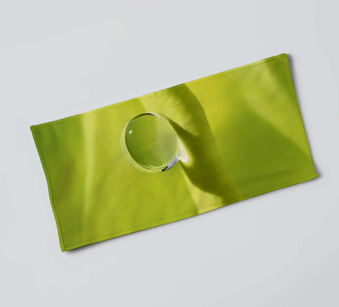 Drops towel by Atteloi Fotografie