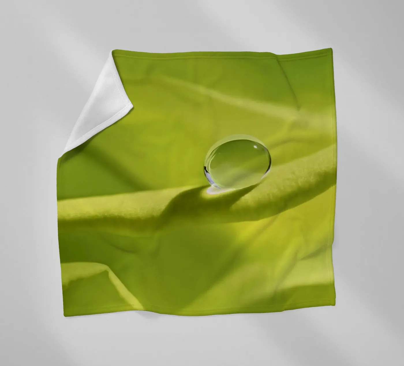 Drops Fleecedecke von Atteloi Fotografie