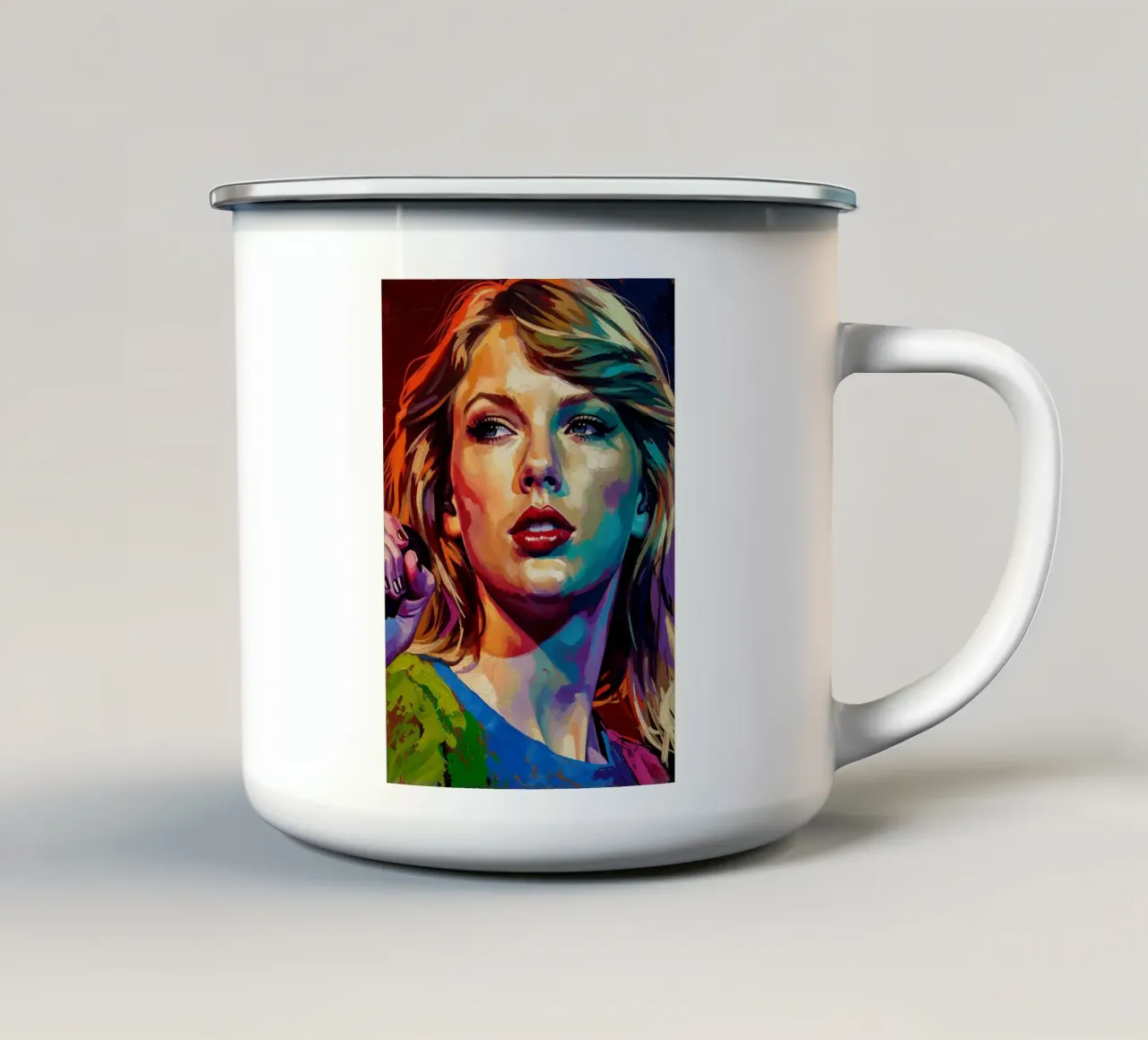 Ritratto pop art astratto e colorato di Taylor Swift tazza in smalto da Lembayung art