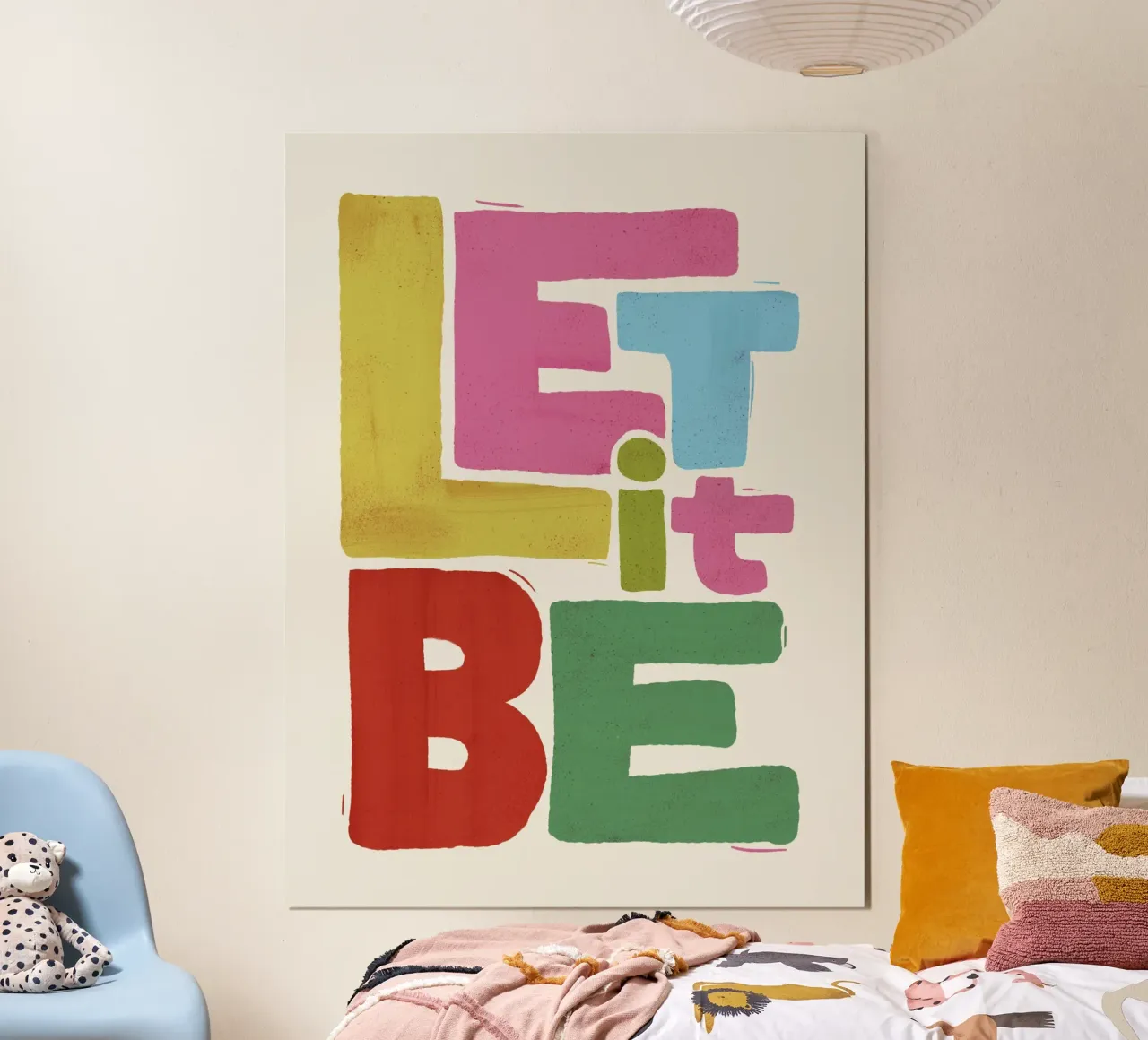 Bunte Retro-Typografie - Let It Be Poster von showmemars