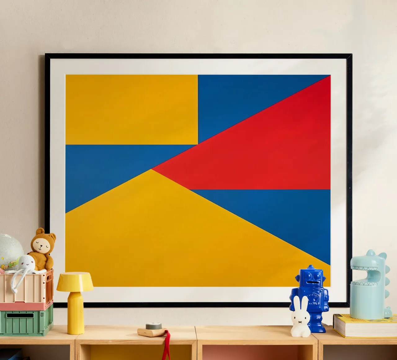 Composizione astratta di forme geometriche rosse, gialle e blu poster con telaio in alluminio da DesignDoodle