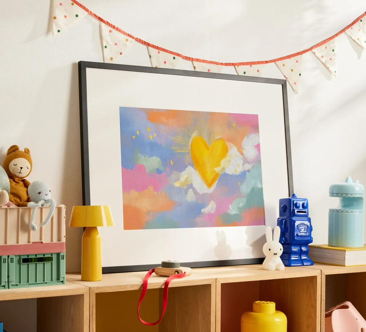 Stralend hart in pastelkleurige wolken Esthetisch schilderij poster van vintagepod