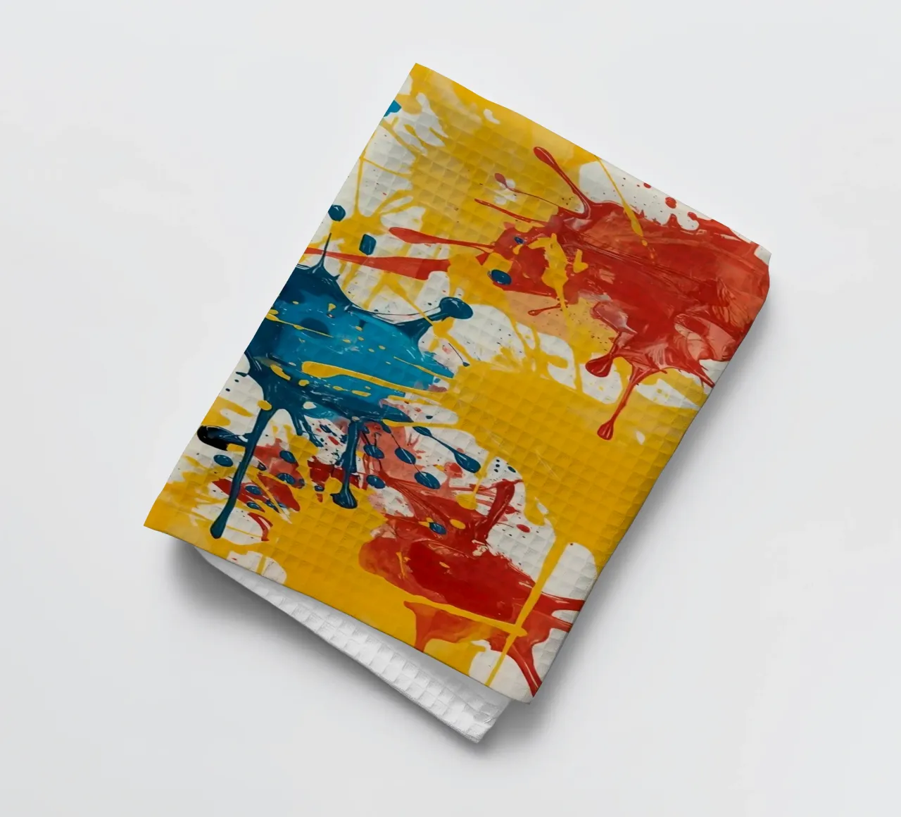 Peinture abstraite d'éclaboussures de peinture rouge, jaune et bleue torchon de DesignDoodle