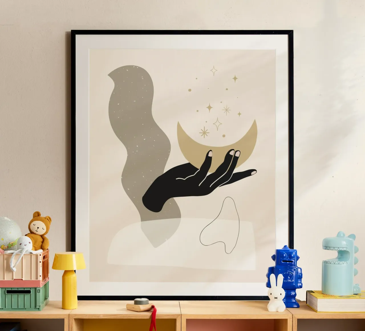 Dea della luna in stile boho poster con telaio in legno da Little Dean